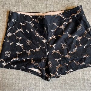 NWT Express Lace Mid-Rise Shorts size 10